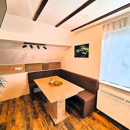 Cjs - Chill Or Drive Am Nuerburgring, New Box Spring Beds, New Furniture, Free Parking, Wlan, Tv-streaming, Quiet Location 3*