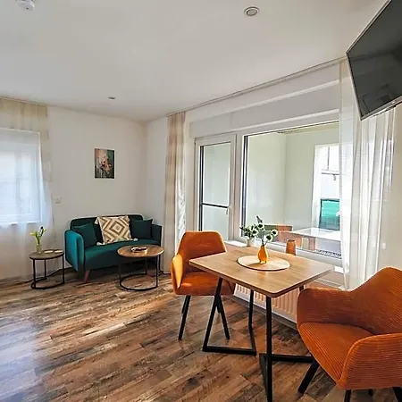 Hotel Cjs - Chill Or Drive Am Nuerburgring, New Box Spring Beds, New Furniture, Free Parking, Wlan, Tv-streaming, Quiet Location 3*
