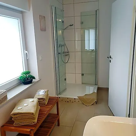 Cjs - Chill Or Drive Am Nuerburgring, New Box Spring Beds, New Furniture, Free Parking, Wlan, Tv-streaming, Quiet Location Hotel 3*